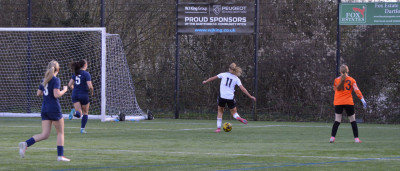 2025-2026 v USP Storm 5-0 Issy shoots into net for 2-0.jpg